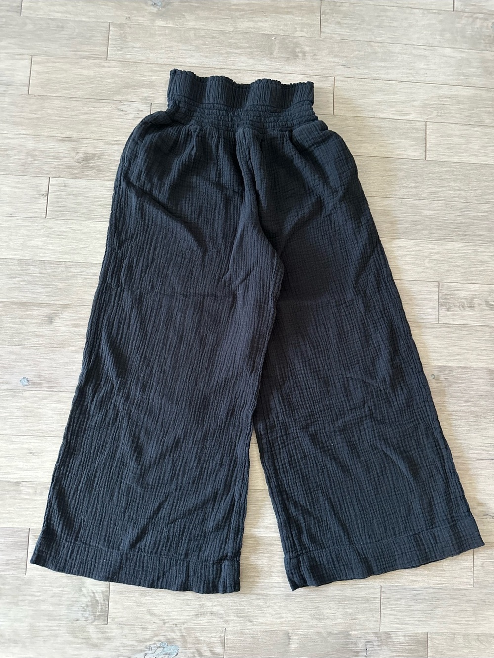 By Anthropologie 100% Cotton Wide-Leg Crinkle Pull-On Pants - Black Size XS